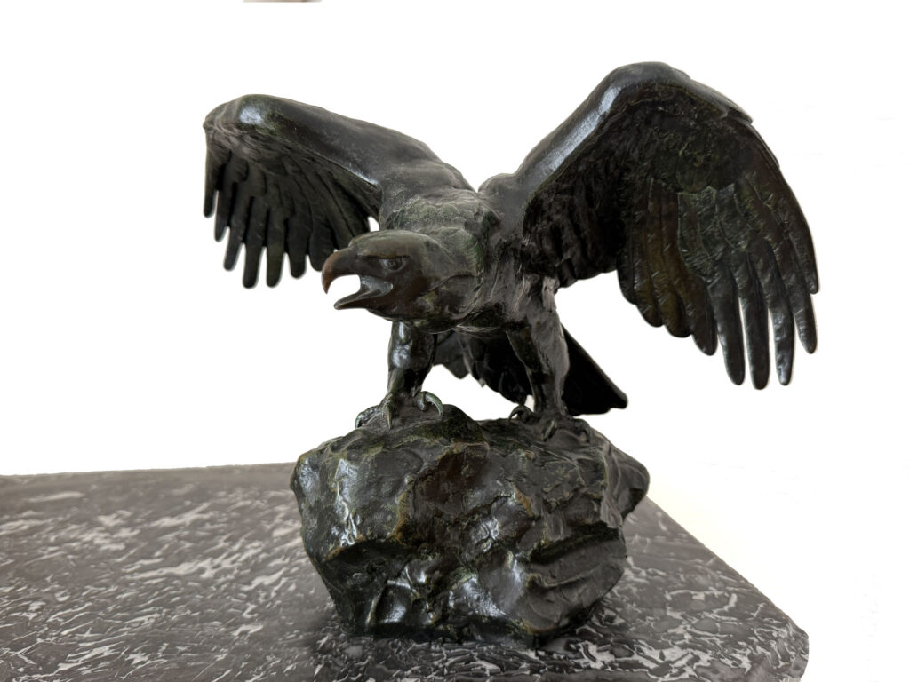 BARYE Antoine-Louis (1795-1875) et Ferdinand BARBEDIENNE (1810-1892) : « Aigle…