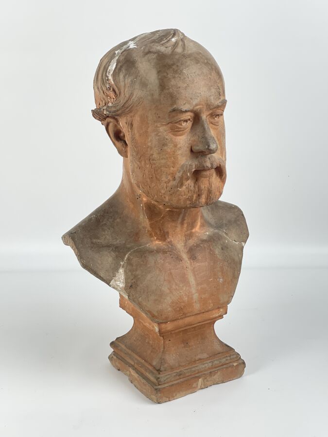 LEFÈVRE Camille (1854-1947), attribué à : BUSTE D&rsquo;HOMME en terre…
