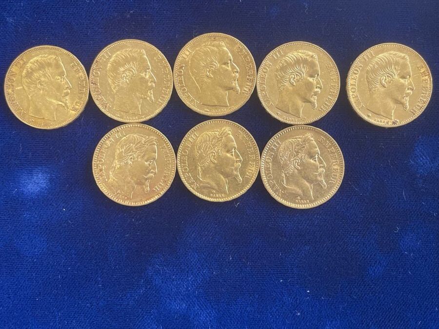 8 PIÈCES de 20 Francs or type Napoléon III, années…