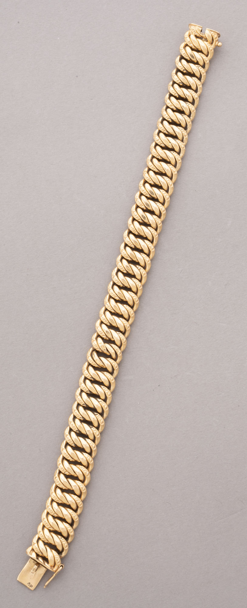 BRACELET mailles américaines en or rose 750 millièmes, fermoir cliquet…
