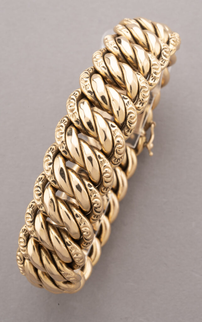 BRACELET GOURMETTE en or rose 750 millièmes, formé de mailles…