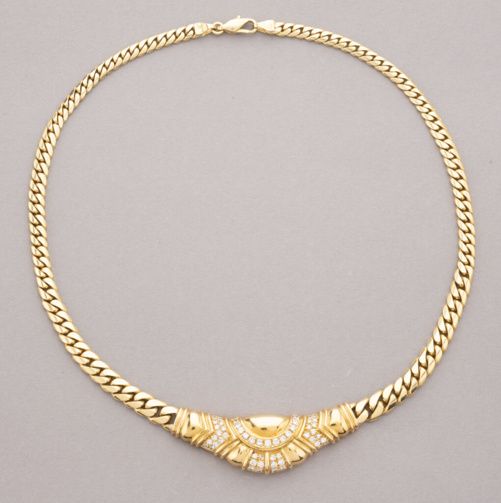 COLLIER en or jaune 750 millièmes formé de mailles anglaises…