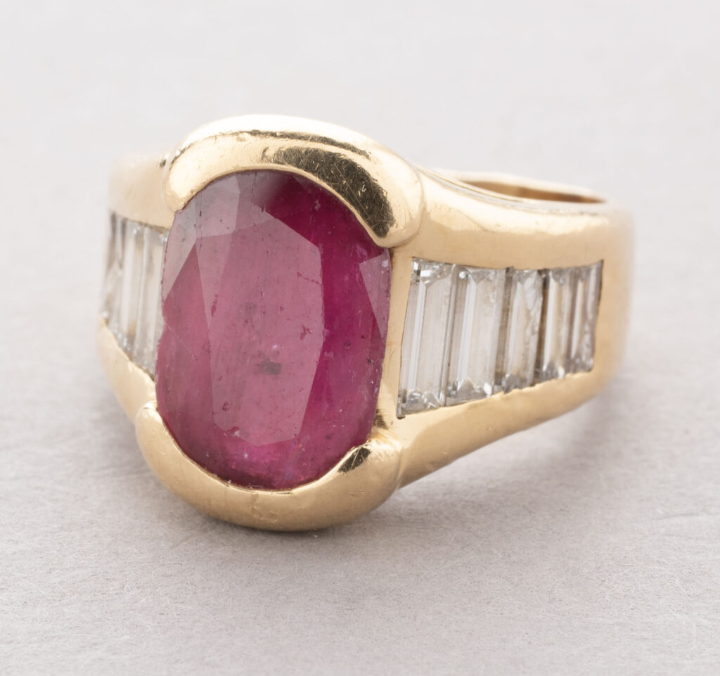 BAGUE en or jaune 750 millièmes ornée au centre d&rsquo;un…