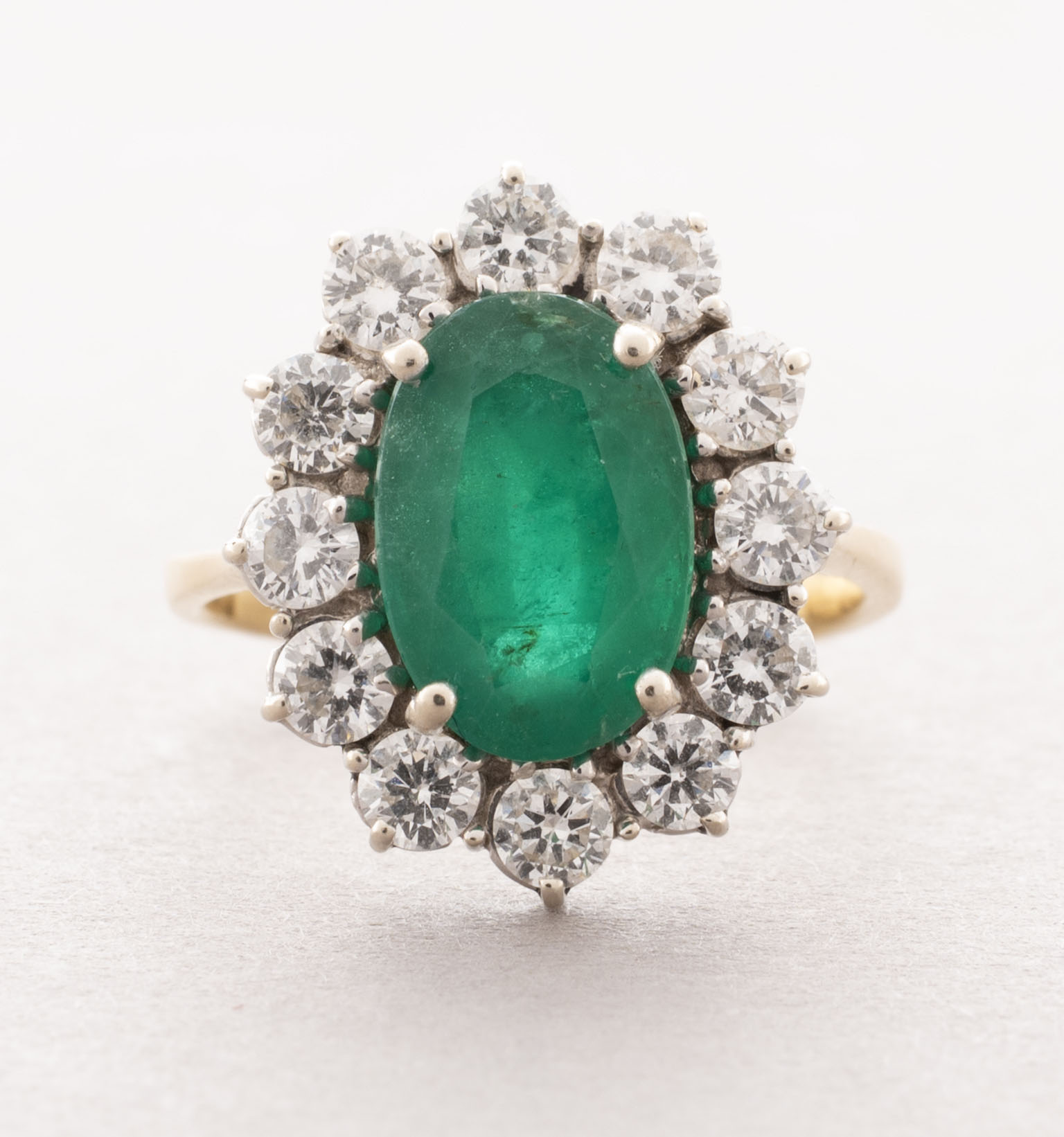 BAGUE Marguerite en or jaune et or blanc 750 millièmes,…