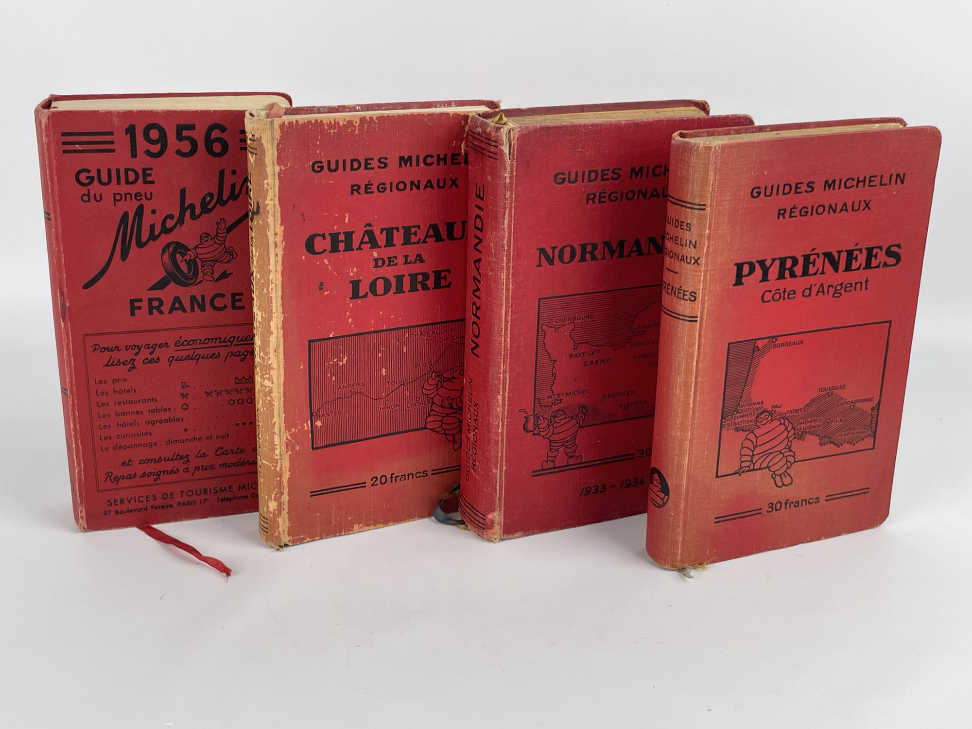 MICHELIN : ENSEMBLE de 4 GUIDES MICHELIN comprenant « Château de…