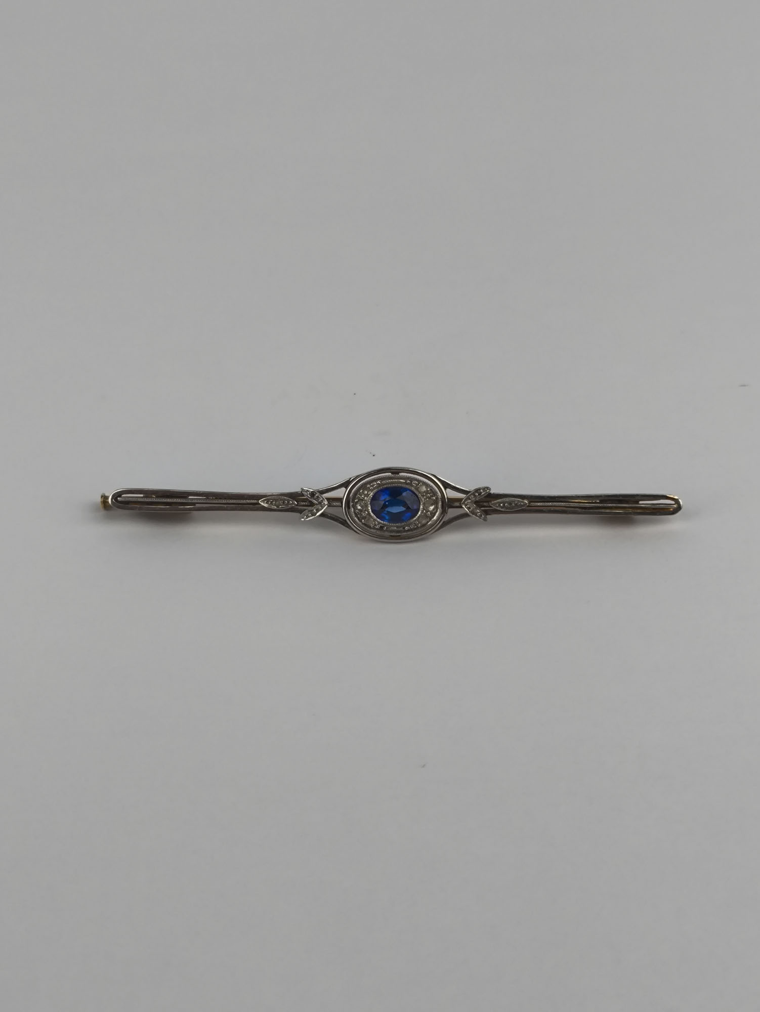 BROCHE barrette en or rose 750 millièmes et platine 850…
