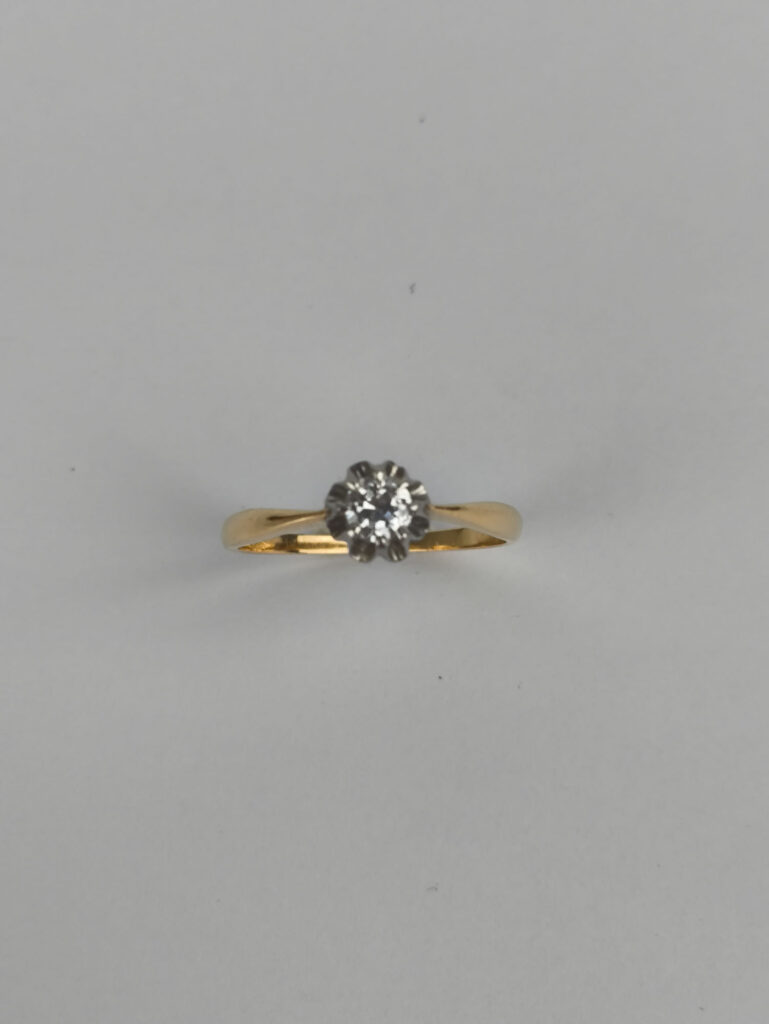 Lot 587 — photo 2