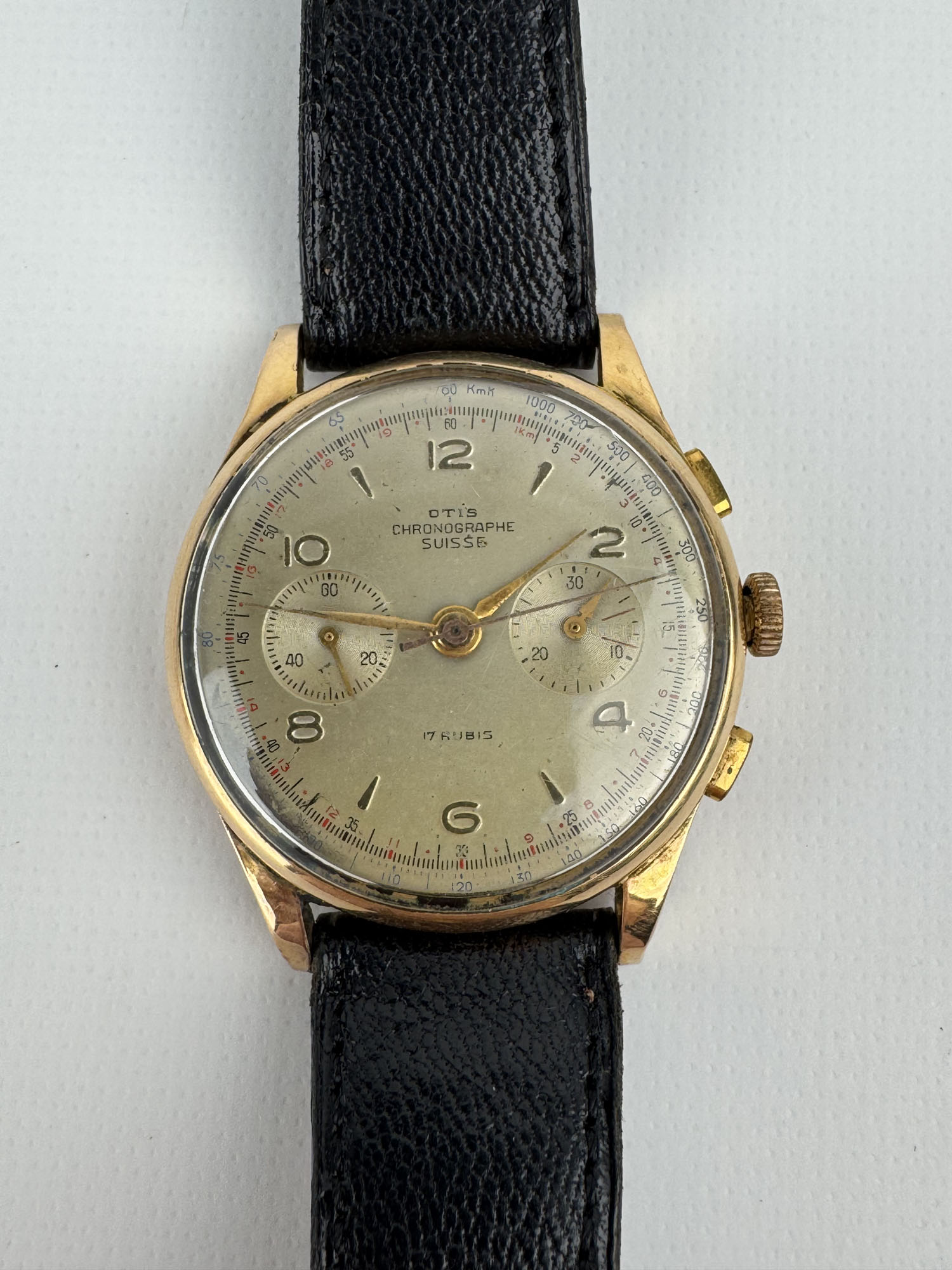 OTIS : CHRONOGRAPHE SUISSE, boitier en or rose 750 millièmes,…