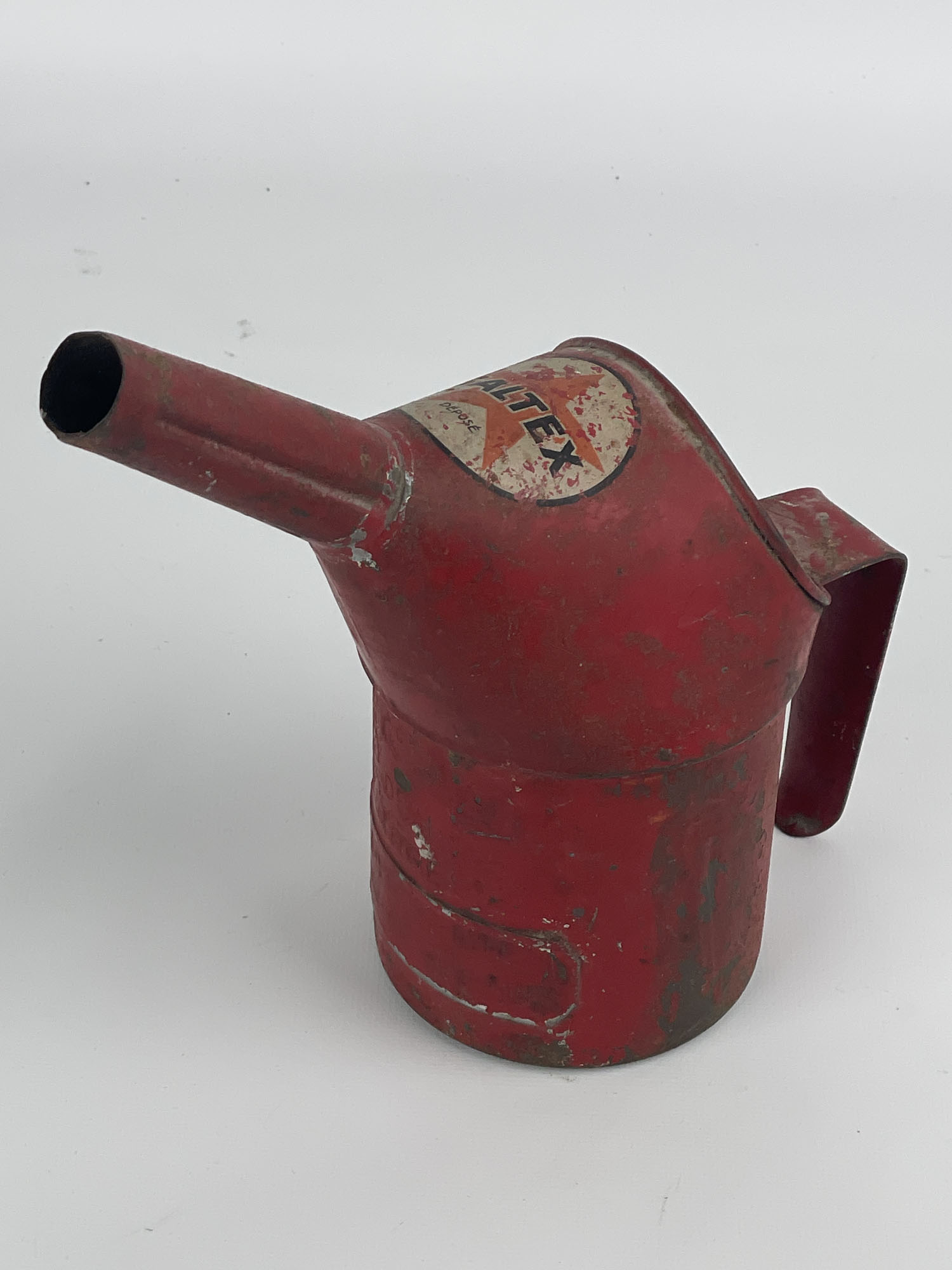 CALTEX par C.B. Moulins : MESURE DEMI-LITRE en tôle peinte…