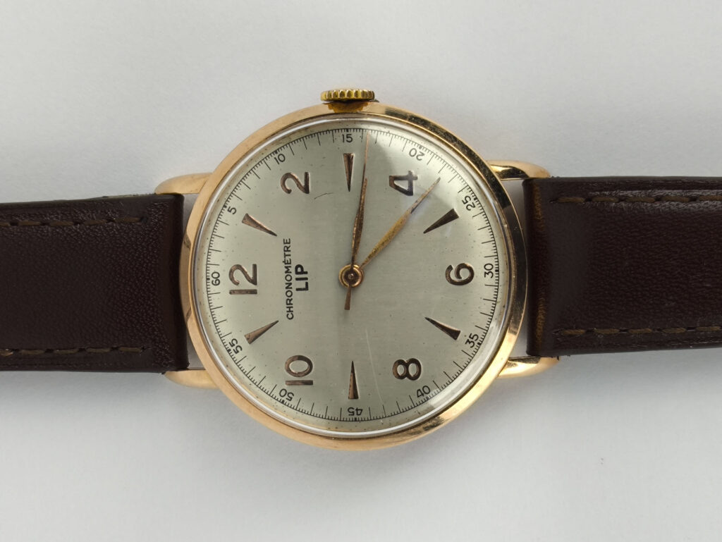 LIP CHRONOMETRE ref R25 MONTRE d&rsquo;homme, boitier rond en or…