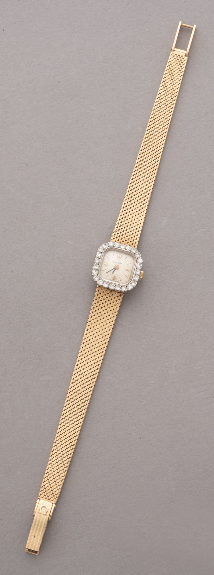 OMEGA : MONTRE DE DAME en or rose 750 millièmes,…