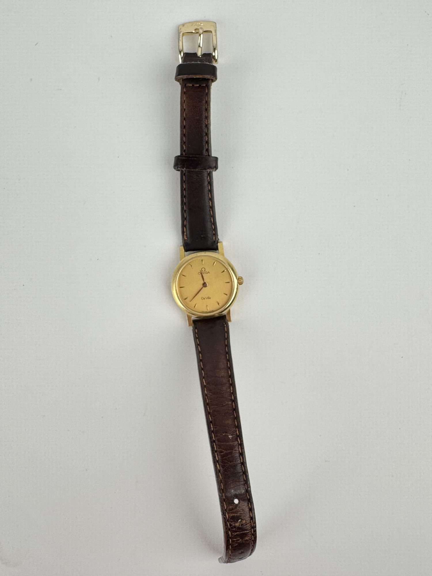 OMEGA : MONTRE DE VILLE le boitier en or 750…