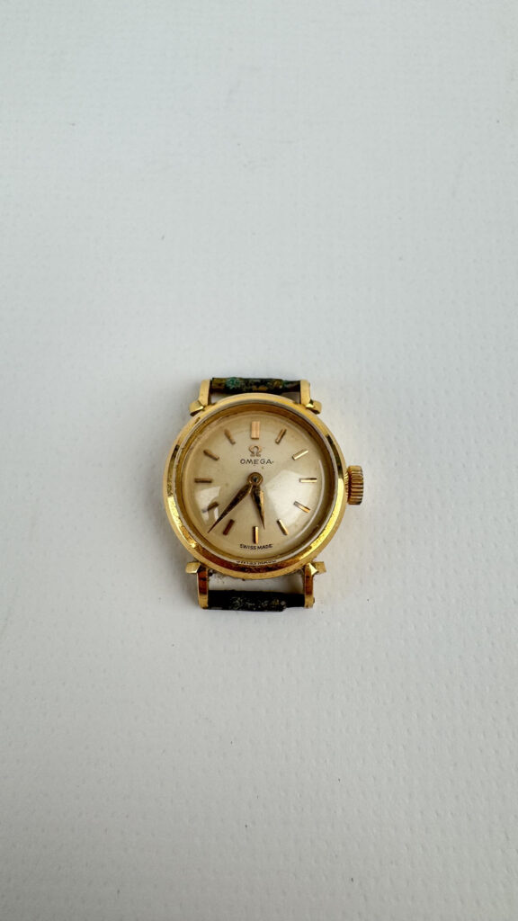 OMEGA : MONTRE DE DAME en or rose 750 millièmes,…