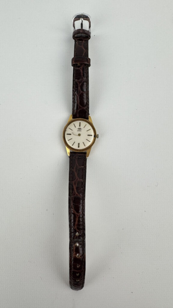 MOVADO : MONTRE DE DAME en or jaune 750 millièmes,…