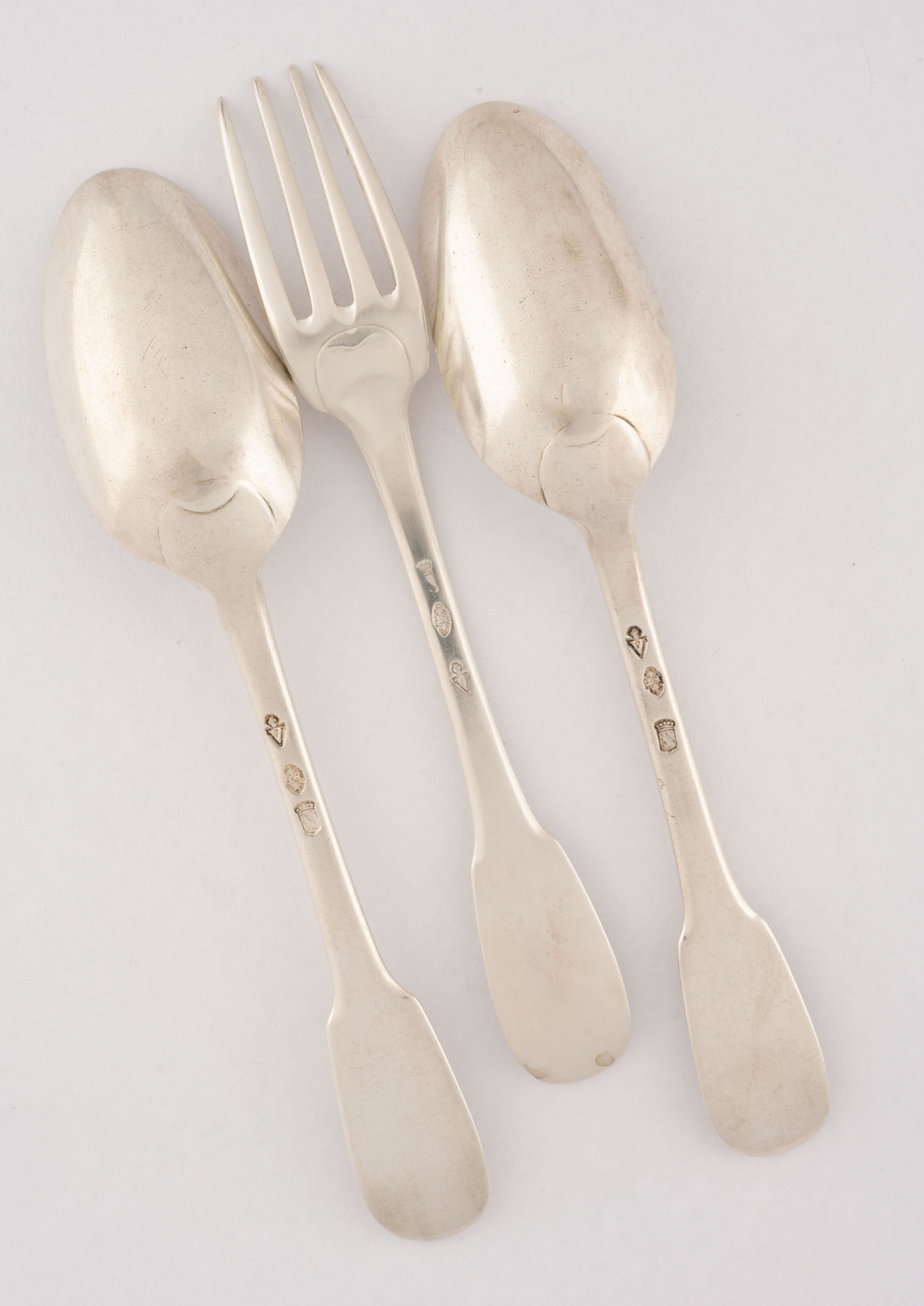 COUVERT ET UNE CUILLER en argent, SALINS vers 1780 par…