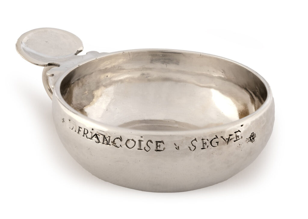 TASTEVIN OU TASSE À VIN en argent, VERSAILLES ou SAINT-CLOUD…