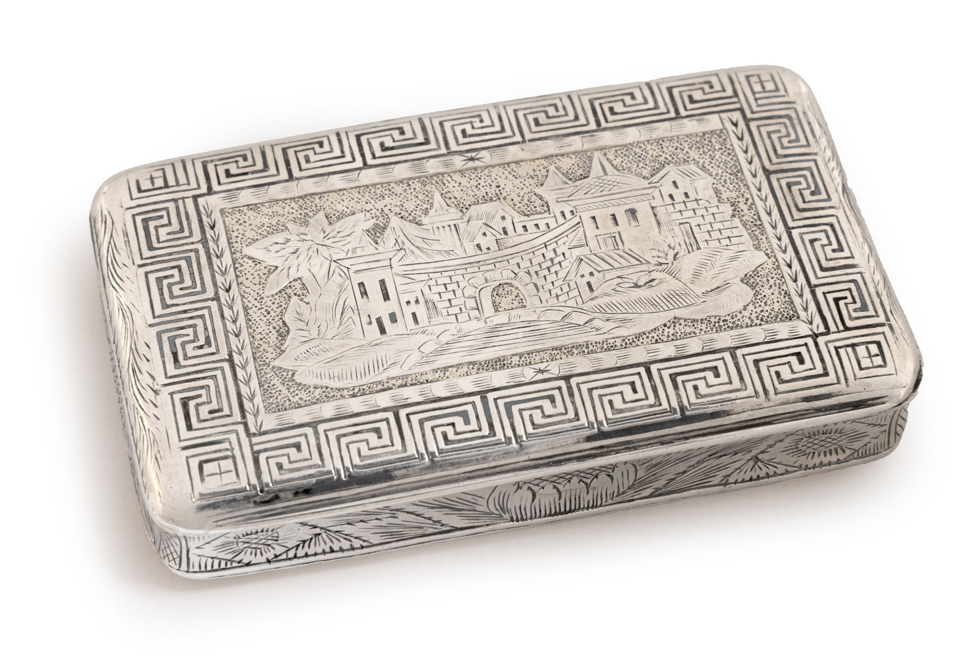 TABATIÈRE en argent niellé, PARIS 1819-1838 avec trace de poinçon…