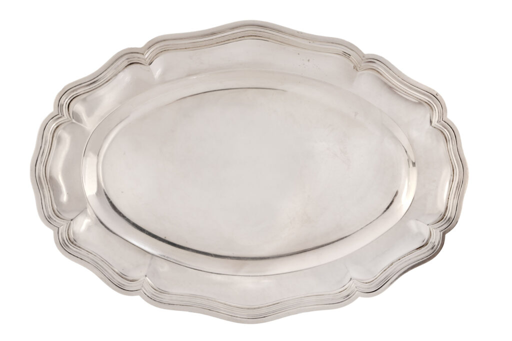 PLAT en argent, poinçon Minerve 1er Titre époque fin XIXème…