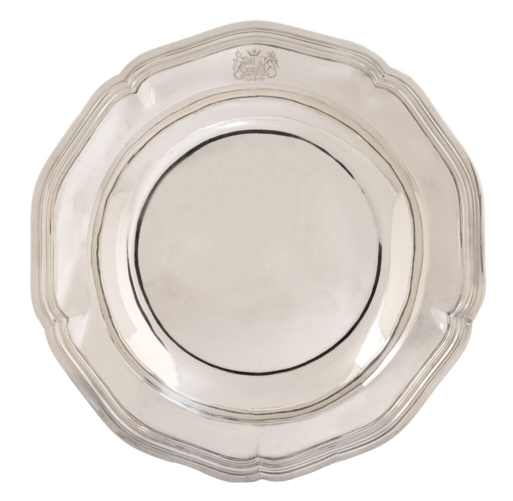 PLAT CREUX EN ARGENT, poinçon Minerve 1er Titre par CHAUCHEFOIN…