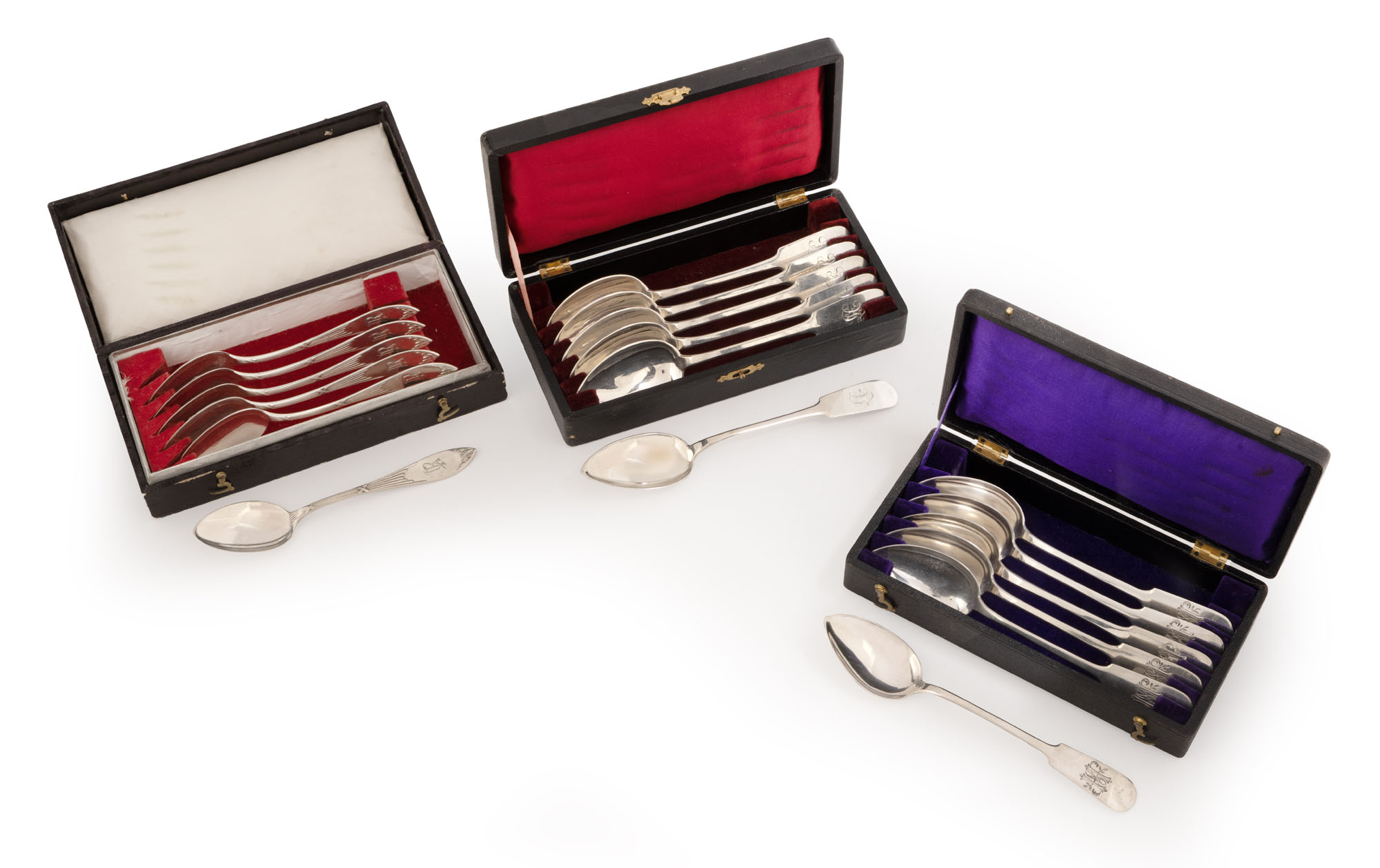 ENSEMBLE DE DOUZE PETITES CUILLERS en argent, SUISSE 800 et…