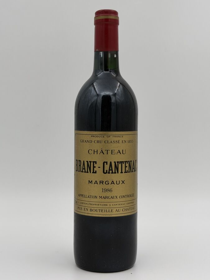 1 BOUTEILLE de Château Brane-Cantenac 1986, Margaux. Niveau BG. Étiquette…