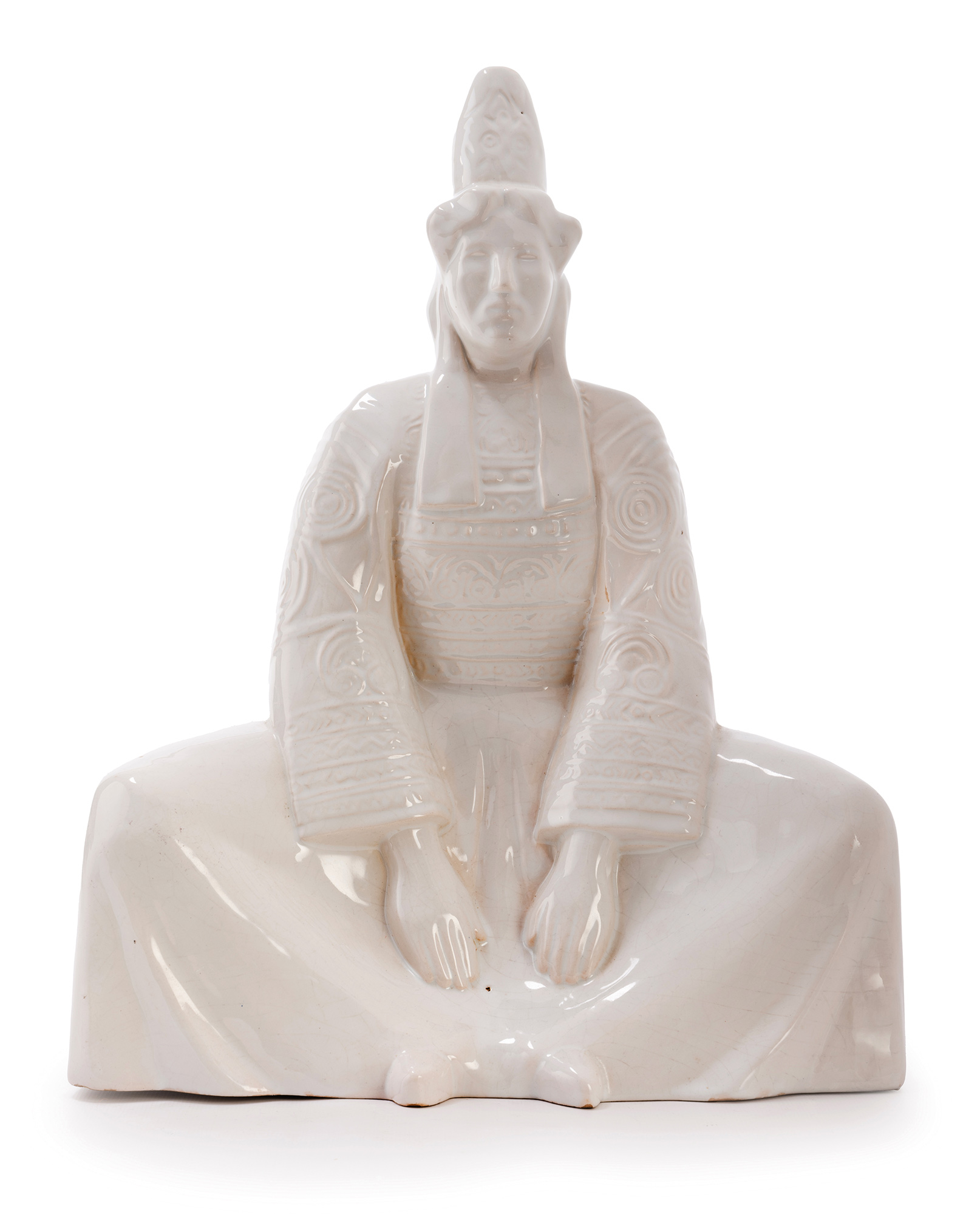Rare statuette en faïence émaillée en blanc